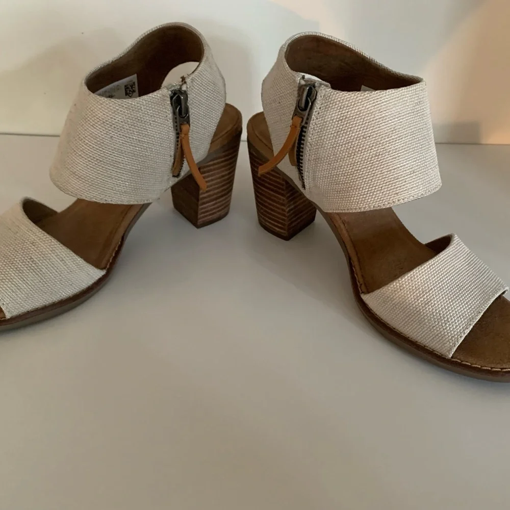 TOMS "Majorca Cutout" Natural Yarn Dye in size 7 - Picture 5 of 8